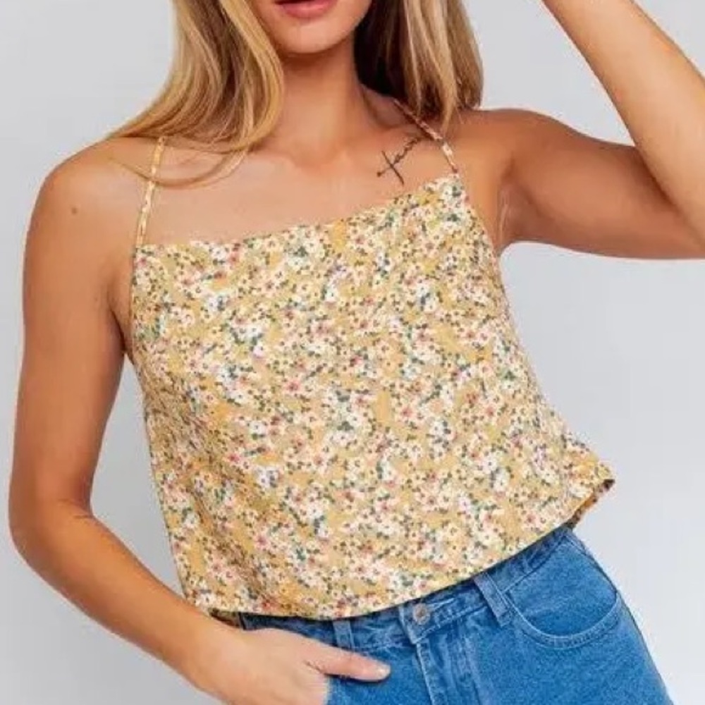 Le Lis Floral Strappy Tank Top